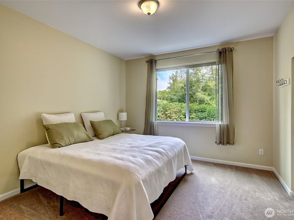 20208 81st Place NE, Kenmore WA 98028