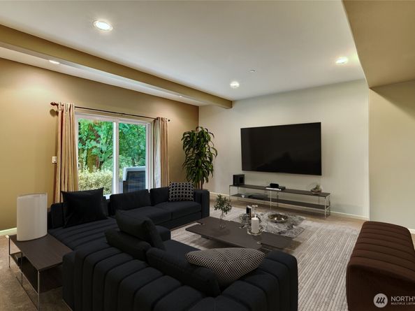 20208 81st Place NE, Kenmore WA 98028