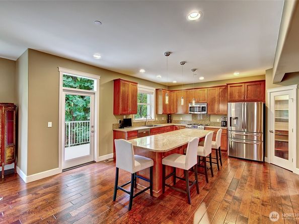 20208 81st Place NE, Kenmore WA 98028
