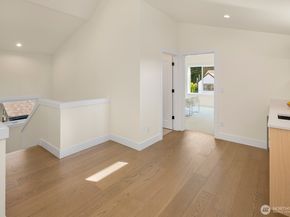 3814 NE 89th Street, Seattle WA 98115