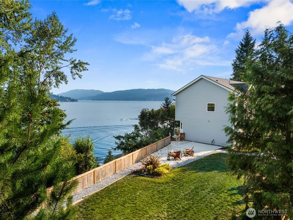 670 W Lake Sammamish Parkway NE, Bellevue WA 98008