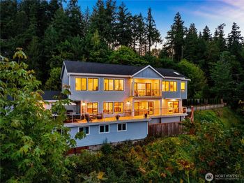 670 W Lake Sammamish Parkway NE