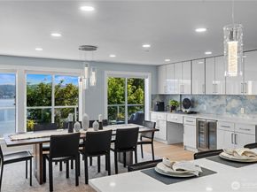 670 W Lake Sammamish Parkway NE, Bellevue WA 98008