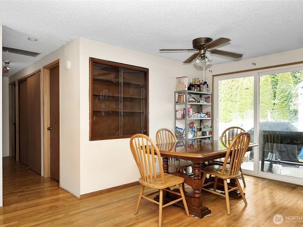 22304 113th Place SE, Kent WA 98031