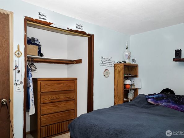22304 113th Place SE, Kent WA 98031