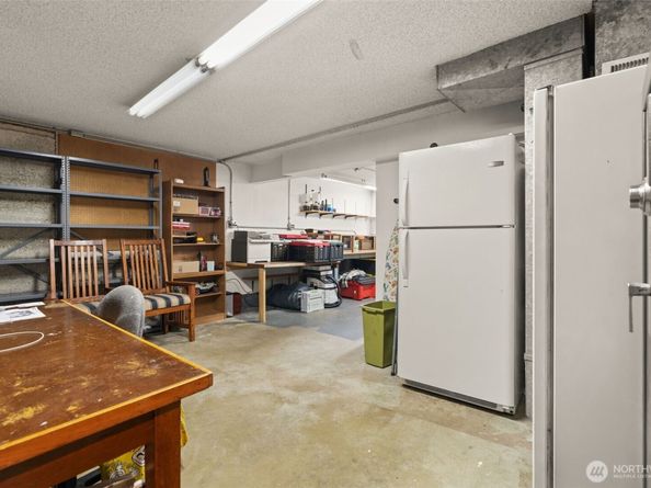 18814 75th Avenue W, Lynnwood WA 98036