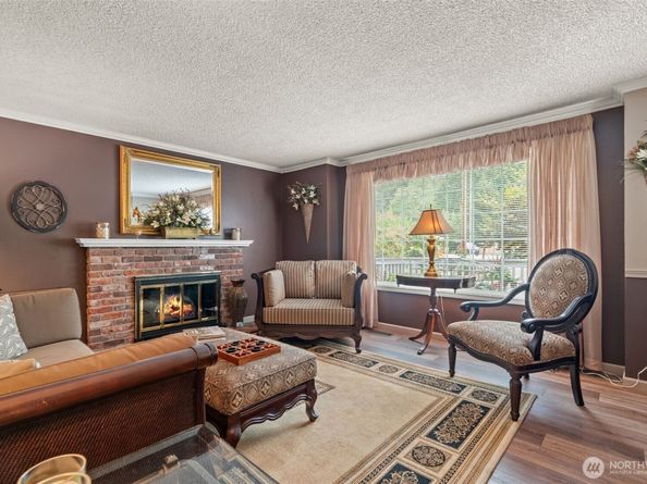 18814 75th Avenue W, Lynnwood WA 98036