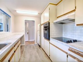 11731 Bartlett Avenue NE, Seattle WA 98125