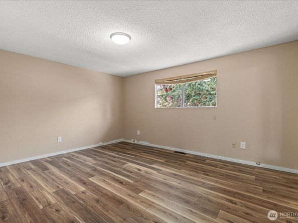 18408 63rd Pl W, Lynnwood WA 98037