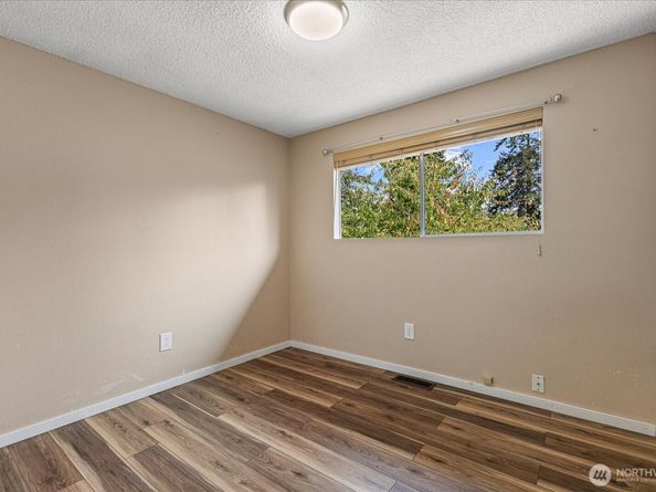 18408 63rd Pl W, Lynnwood WA 98037