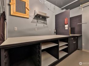 585 Mount Cedar Drive SW, Issaquah WA 98027