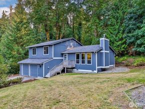 585 Mount Cedar Drive SW, Issaquah WA 98027