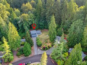 585 Mount Cedar Drive SW, Issaquah WA 98027