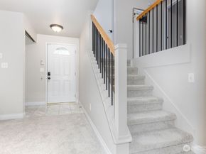 585 Mount Cedar Drive SW, Issaquah WA 98027