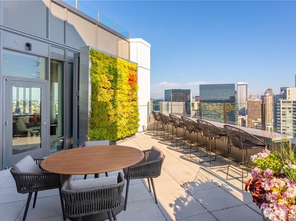 2510 6th Avenue 3602, Seattle WA 98121
