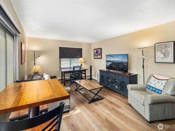 1400 Hubbell Place 1203, Seattle WA 98101