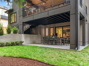 10648 Woodhaven Lane, Bellevue WA 98004