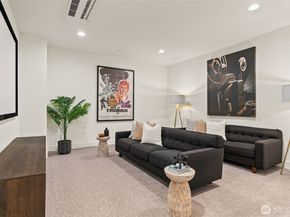 10648 Woodhaven Lane, Bellevue WA 98004