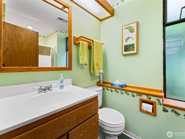 17510 163rd Place SE, Renton WA 98058