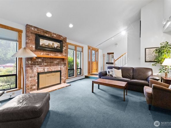 17510 163rd Place SE, Renton WA 98058