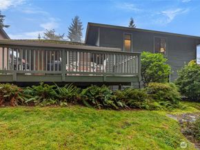 17510 163rd Place SE, Renton WA 98058