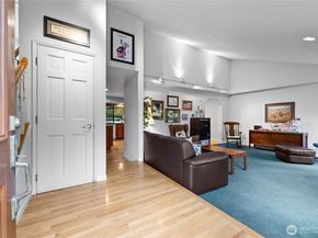 17510 163rd Place SE, Renton WA 98058