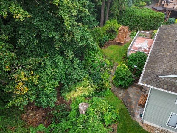 17510 163rd Place SE, Renton WA 98058