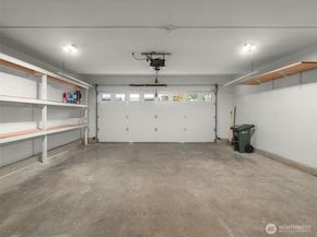 22715 4TH Avenue W 102, Bothell WA 98021