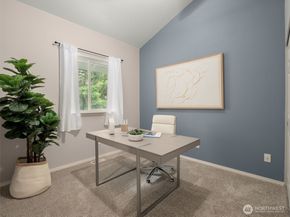 22715 4TH Avenue W 102, Bothell WA 98021
