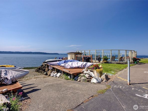 10203 47th Avenue SW A302, Seattle WA 98146