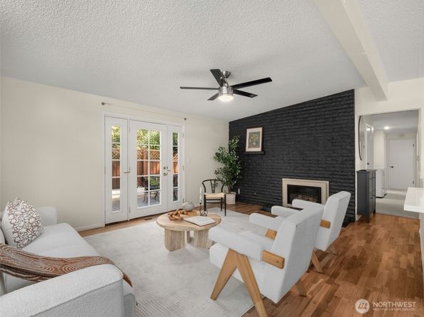 19431 74th Avenue W, Lynnwood WA 98036