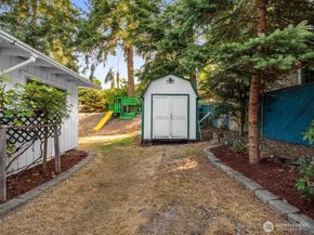19431 74th Avenue W, Lynnwood WA 98036