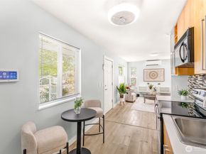 7341 16th Avenue SW, Seattle WA 98106