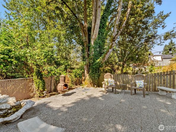 7341 16th Avenue SW, Seattle WA 98106