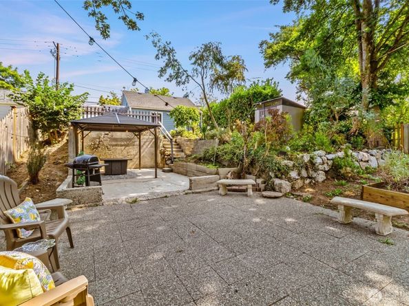 7341 16th Avenue SW, Seattle WA 98106
