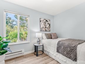 7341 16th Avenue SW, Seattle WA 98106