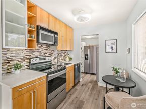 7341 16th Avenue SW, Seattle WA 98106
