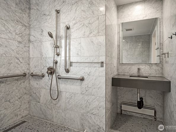 6070 Seward Park Avenue S, Seattle WA 98118