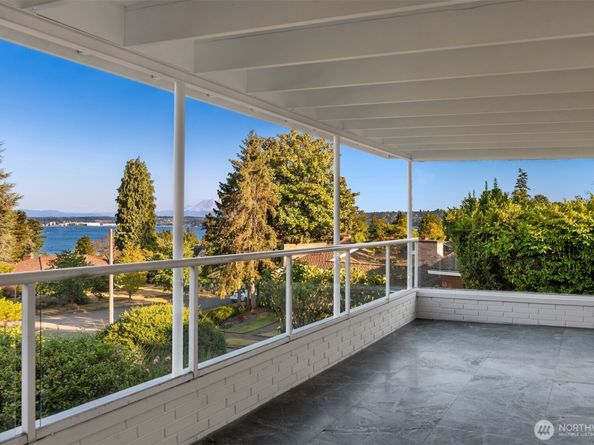 6070 Seward Park Avenue S, Seattle WA 98118
