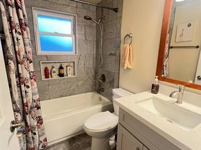 6105 S 124th St, Seattle WA 98178
