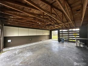 6105 S 124th St, Seattle WA 98178