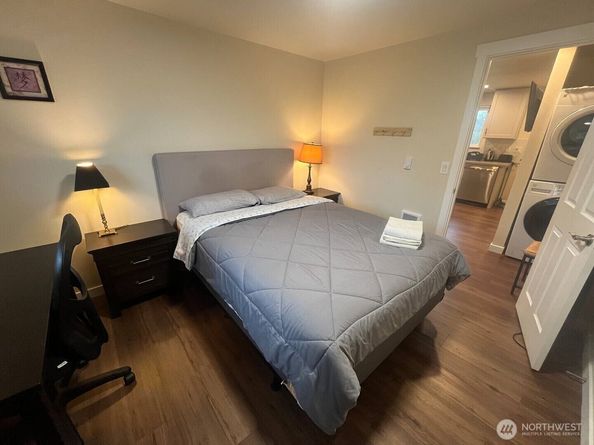 6105 S 124th St, Seattle WA 98178