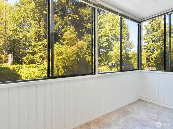 18606 52nd Avenue W 224, Lynnwood WA 98037