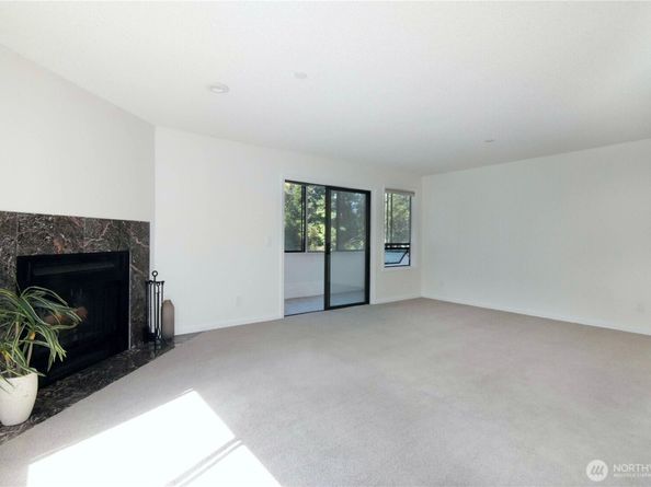 18606 52nd Avenue W 224, Lynnwood WA 98037