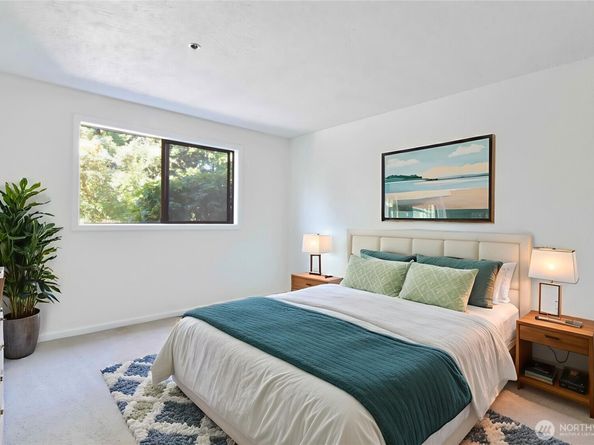 18606 52nd Avenue W 224, Lynnwood WA 98037