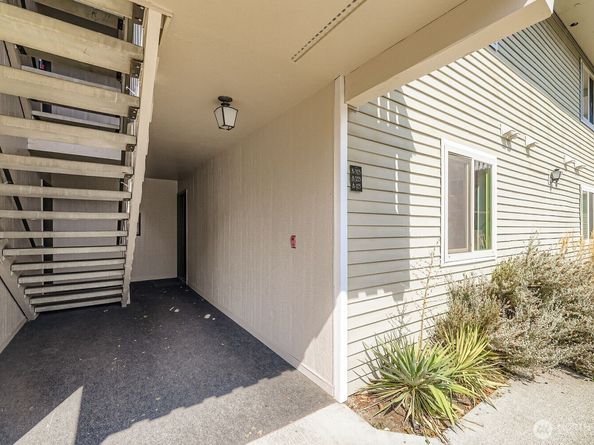 18200 73rd Ave NE A113, Kenmore WA 98028