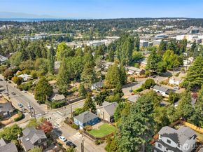 9200 5th Avenue NE, Seattle WA 98115
