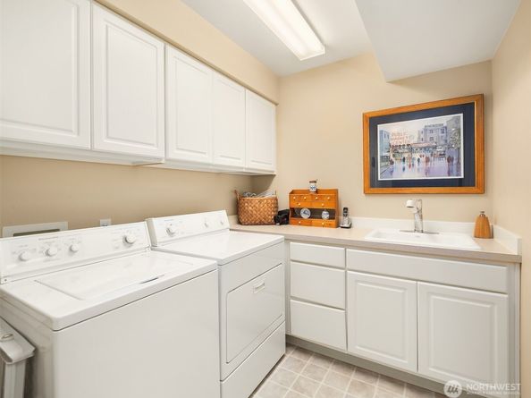 530 Walnut Street 100, Edmonds WA 98020