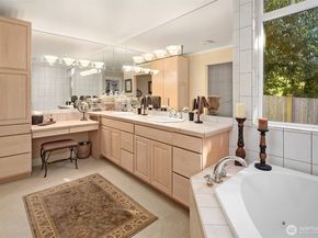 530 Walnut Street 100, Edmonds WA 98020