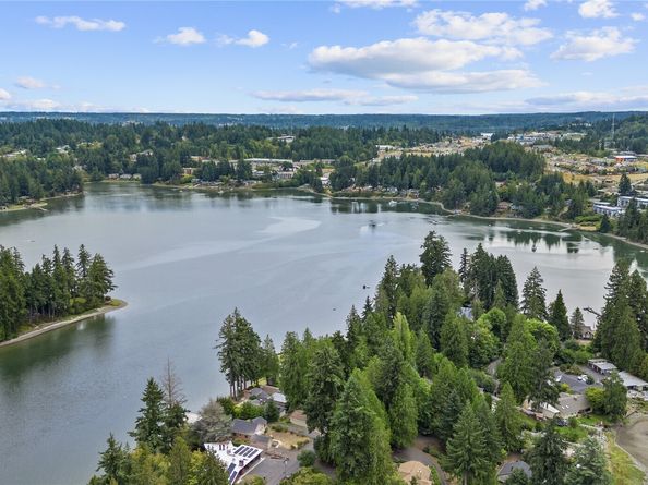 1534 Madrona Point Drive, Bremerton WA 98312